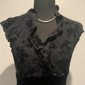 NEW Ladies black & velvet & lace evening dress